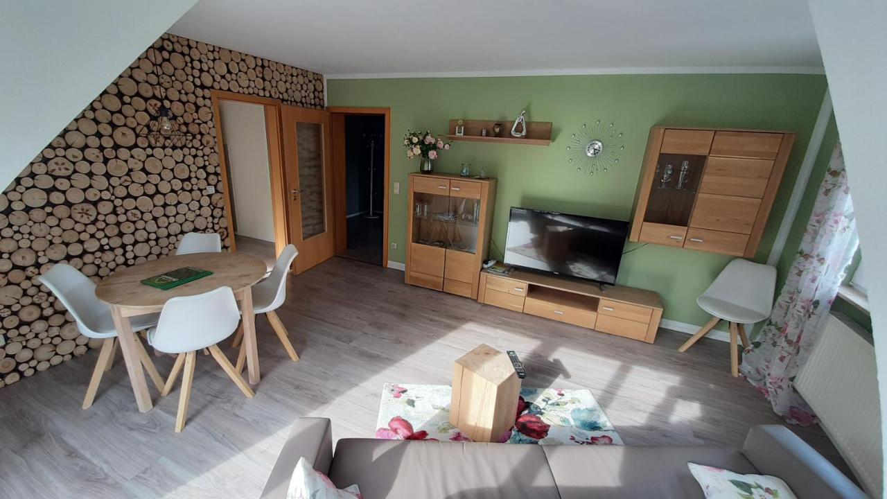 Apartmenthaus "Zum Birnbaum" Rosstal Екстериор снимка